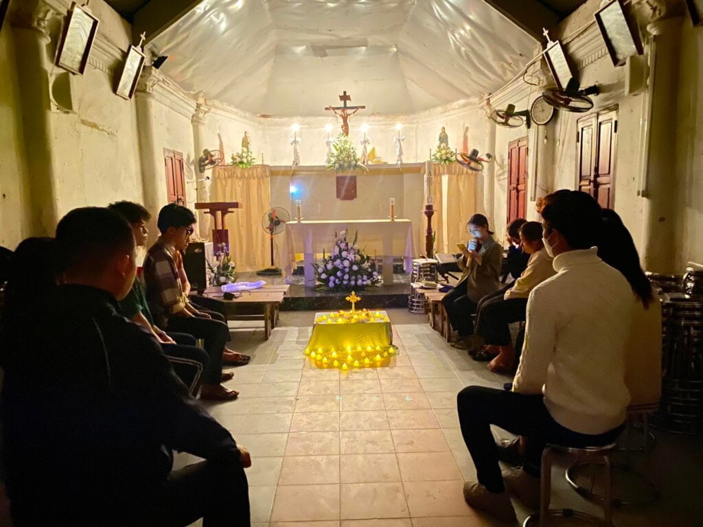 SVCG Phú Mỹ - Cầu Nguyện Chủ Đề: "Niềm Hy Vọng" 2 SVCG Phú Mỹ - Cầu Nguyện Chủ Đề: "Niềm Hy Vọng"