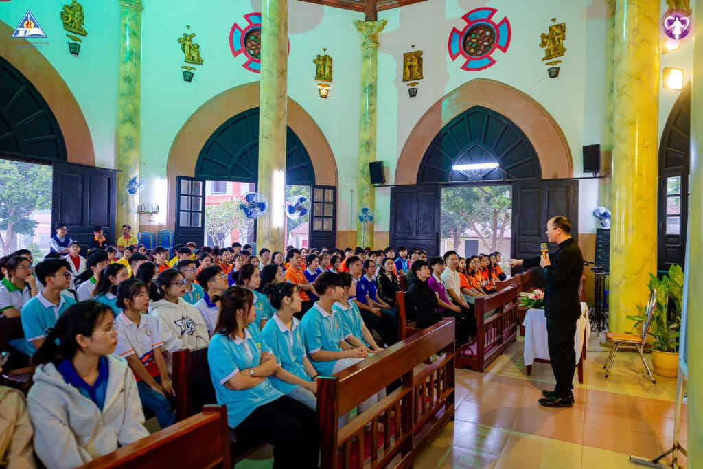 Svcgphumy.com Le truyen thong thu 26 14