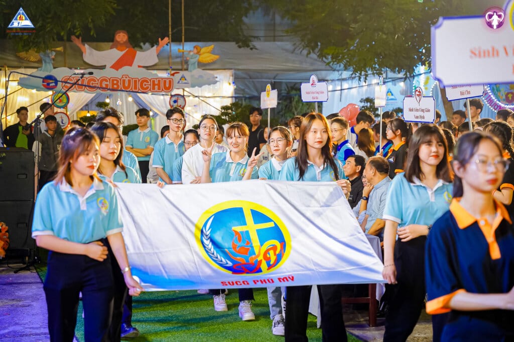 Svcgphumy.com Le truyen thong thu 26 18