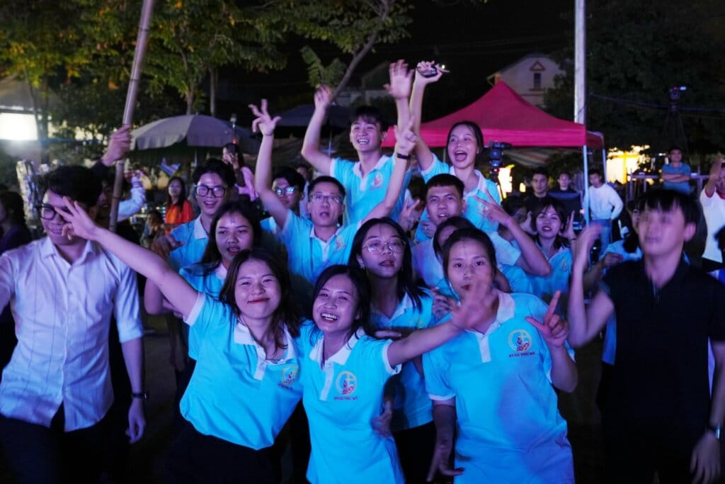 Svcgphumy.com Le truyen thong thu 26 25