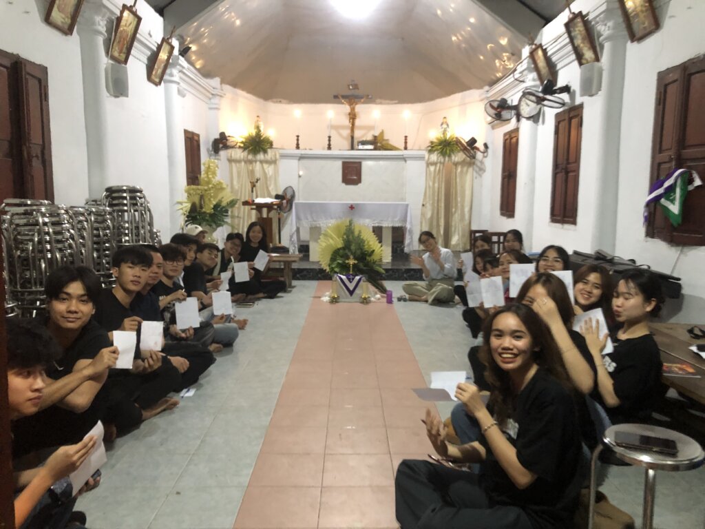 Cầu Nguyện Tuần Thánh 2024 - Để Tuần Thánh Nên Thánh Thiện Hơn 5 svcgphumy.com cau nguyen tuan thanh 1