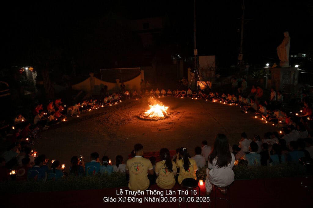 Le truyen thong svcg phu my xvi chu de duc maria voi va len duong 4 2